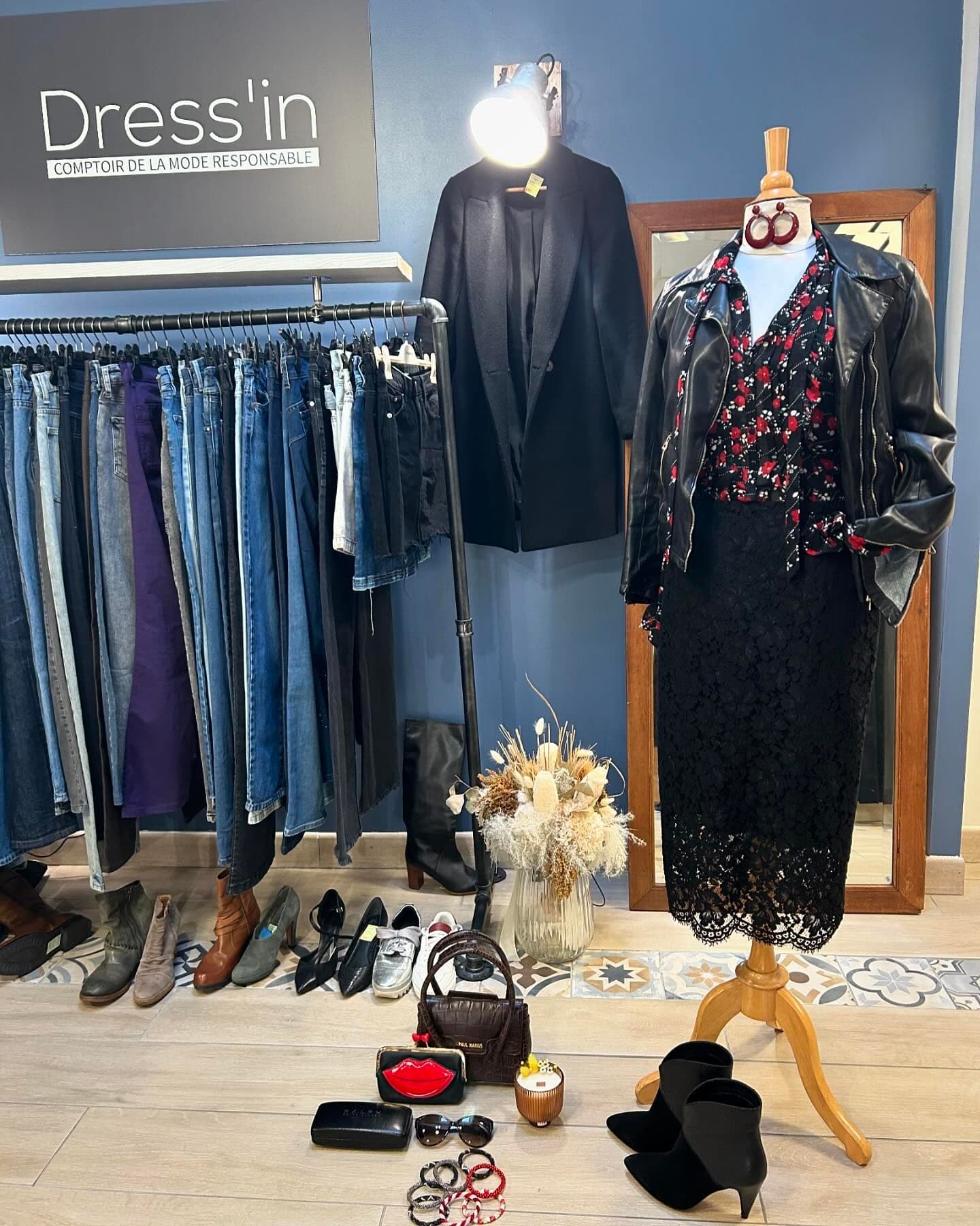 Veste Cuir Jupe Dentelle Noire